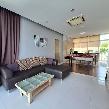 Beachtown Cha-Am Private Poolvilla From Beach 2Km Exterior photo