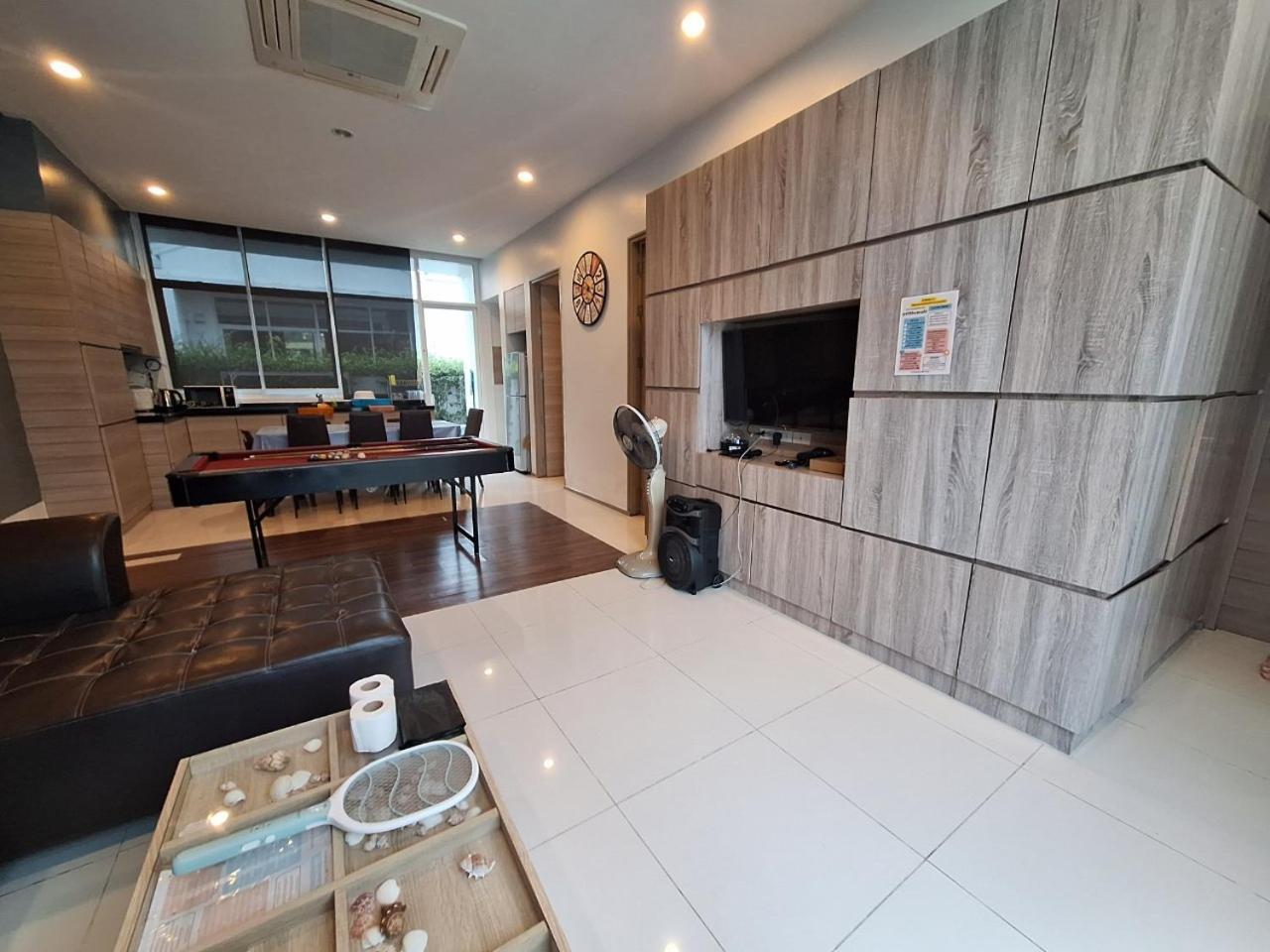 Beachtown Cha-Am Private Poolvilla From Beach 2Km Exterior photo