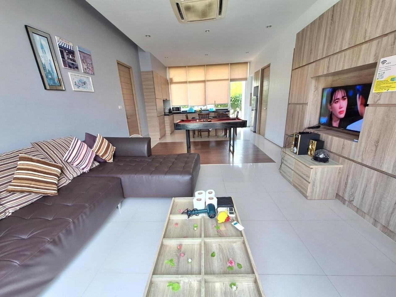 Beachtown Cha-Am Private Poolvilla From Beach 2Km Exterior photo